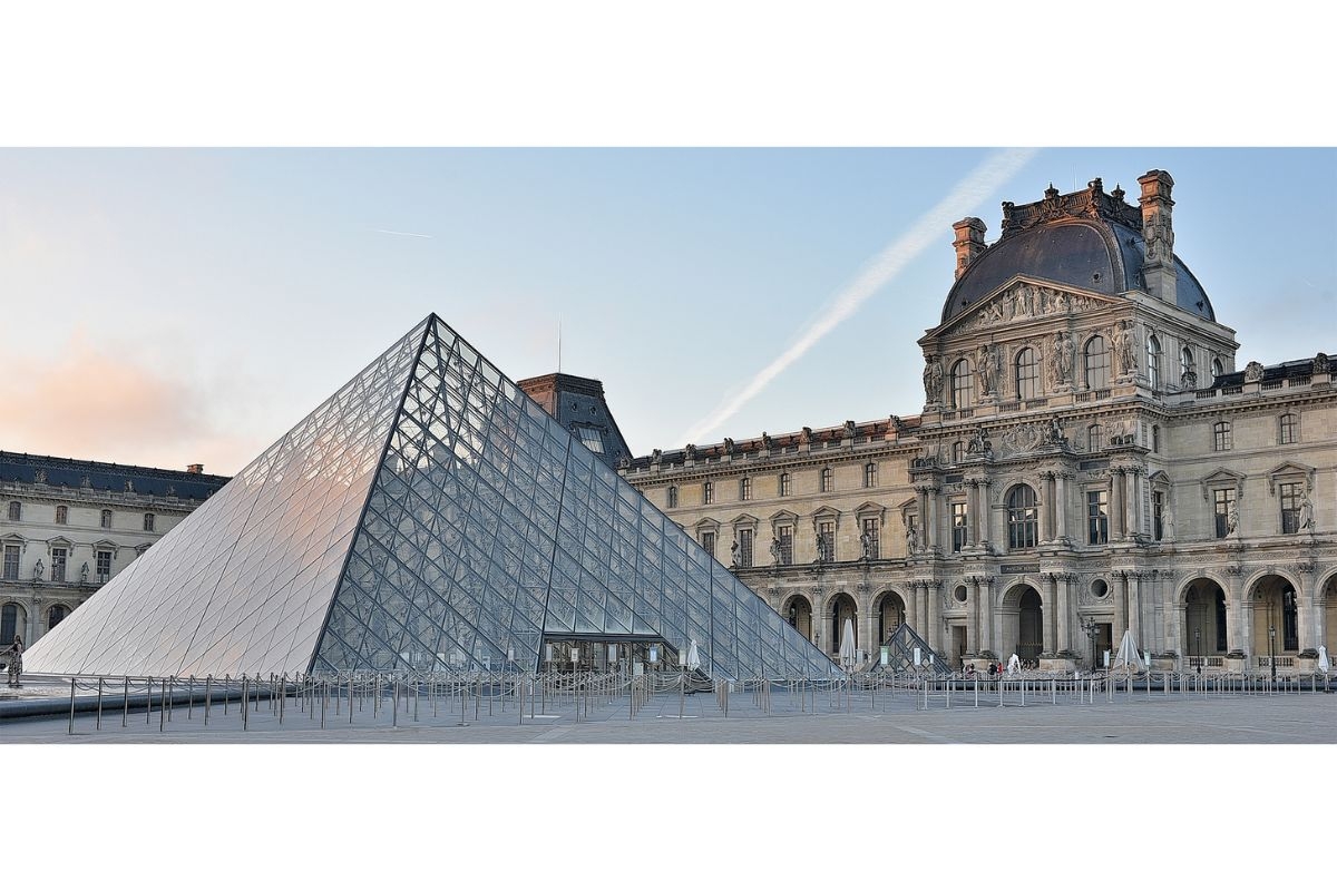 ルーヴル、900年の物語